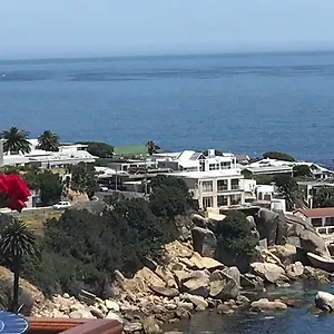 Guest house 51 On Camps Bay, Cape Town