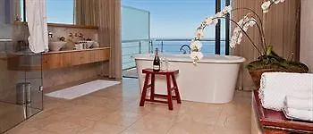 Hotel On The Promenade Cape Town